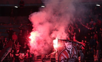 Αυτός ο λαός αξίζει πολλά περισσότερα... (videos)