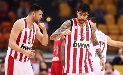 Της έριξε 20άρα και προχωράει...