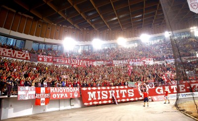 «Όλοι ΣΕΦ, όλοι ερυθρόλευκα, όλοι φωνή»