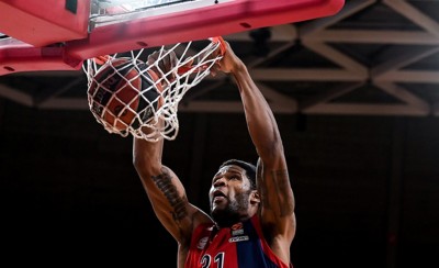 «Δύσκολο μπροστά στον κόσμο τους»