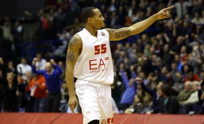 «Μέσα» Τζέρελς και Νάναλι