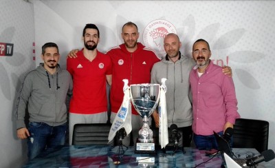 «Μία οικογένεια, ο Ολυμπιακός είναι πάνω από πρόσωπα»