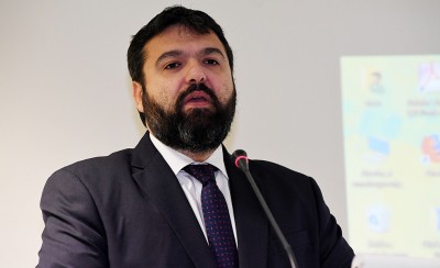 Αφήστε τα λόγια και δείτε την κατάντια...