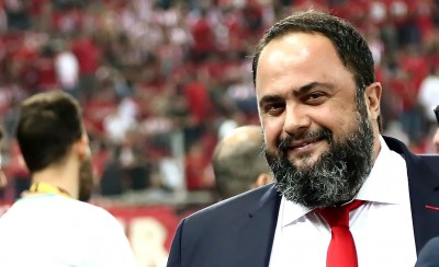 Βαγγέλης Μαρινάκης: «Το φως θα νικήσει το σκοτάδι»