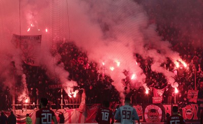 Στα σκαλοπάτια και στα τσιμέντα... (photo)