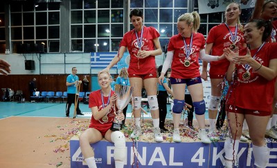 Το αφιέρωσαν στην δακρυσμένη Γιώτα