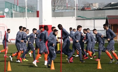 Πιάνουν, ξανά, δουλειά