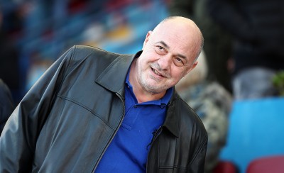 «Επίθεση» σε Μπέο!