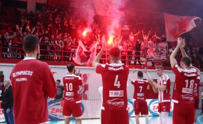 Στηρίζουμε την ομάδα. Όλοι Ρέντη για το 1-0