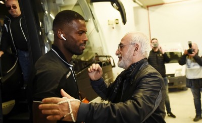 Όταν η κωλοτούμπα έχει γίνει συνήθεια... (photo)