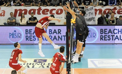 «Ναι, ρε Θρύλε»! (photo)