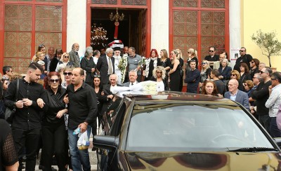 Είπαν το τελευταίο αντίο στον Μανώλη Υφαντή