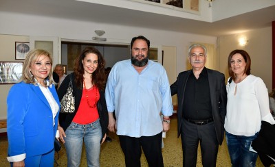 «Πυξίδα σε κάθε ταξίδι. Άσε τι λένε οι δειλοί και οι προσκυνημένοι»