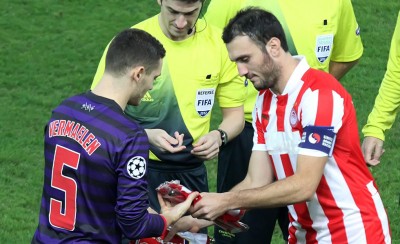 Ξέρει από Ολυμπιακό ο Βερμάελεν! (photos)