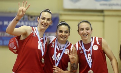 «Όχι πολλά λόγια, περισσότερη δουλειά»
