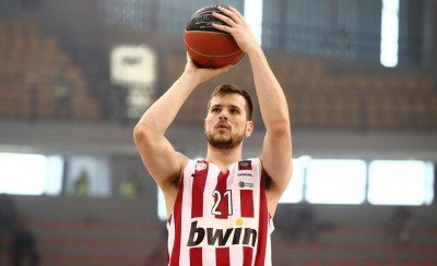 Δίπλα στον αρχηγό ο Αγραβάνης (photo)