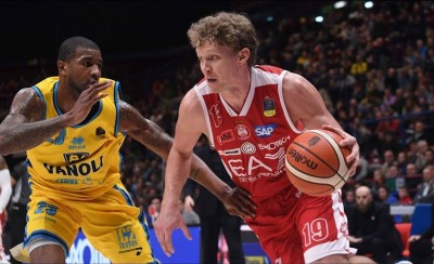 Αυτός είναι ο Κουζμίνσκας (videos)