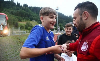 Πόλος έλξης ο Θρύλος στην Αυστρία (photos)