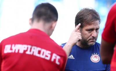 Να «χτυπήσει» τις αδυναμίες τους