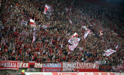 Εδώ, μόνο εμείς! (video)