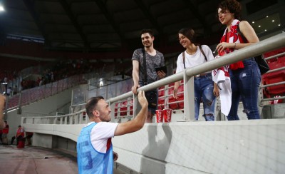 Πολύ όμορφη κίνηση από τον Τοροσίδη (photo)