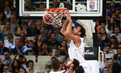 Έξαλλος ο Βασιλακόπουλος, μόνο 3 φάουλ ο Μιλουτίνοφ!