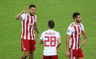 Ο «ερυθρόλευκος» πάγκος