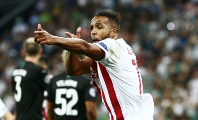 Τους... ξέρανε ο Ελ Αραμπί και 1-1!