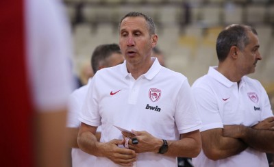 Μεγαλώνουν οι απαιτήσεις του Μπλατ