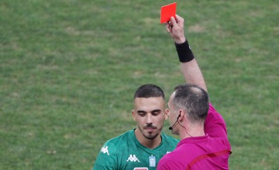 Έγινε και αυτό! 1 αγωνιστική σε Κουρμπέλη, παίζει με Ολυμπιακό