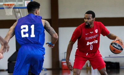 Εύκολα με σούπερ Πάντερ και Τσέρι