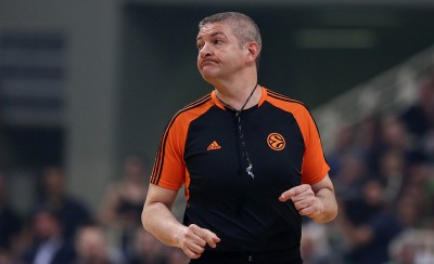 Αυτοί σφυρίζουν στη Ρωσία