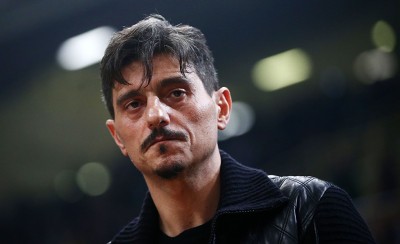 Από αναβολή σε αναβολή