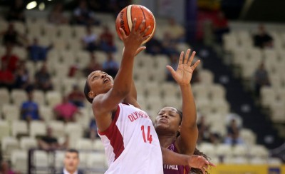 «Και την ψυχή μας στο παρκέ»