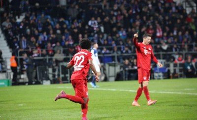 Ίδρωσε, αλλά κέρδισε και προκρίθηκε