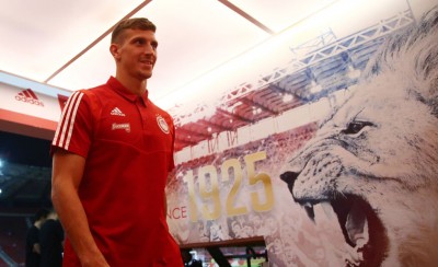 «Ερυθρόλευκες» ευχές σε Αλέν (photo)