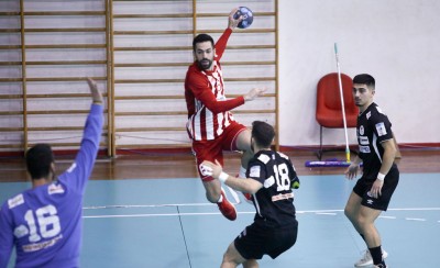 Έκανε το 5/5, παρέμεινε στην κορυφή