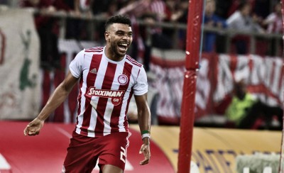 «Να συνεχίσει να λάμπει και με την Εθνική μας»