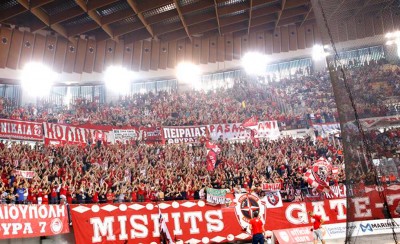 Δεν είναι μόδα το γήπεδο να πηγαίνουμε στις χαρές χιλιάδες και στις πίκρες λιγότεροι