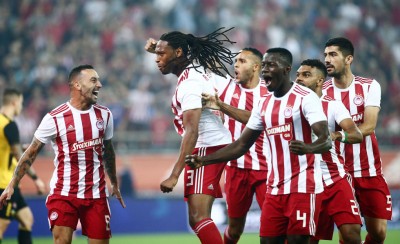 Παίρνει τη νίκη, πηγαίνει πρώτος και με ηρεμία στη διακοπή