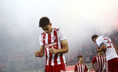 Στον Πειραιά πάντα θα είναι αλλιώς. Εδώ, το λιμάνι είναι βαθύ