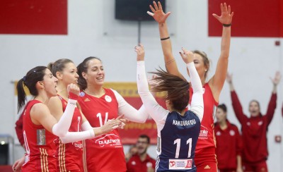 Καταιγιστικές και μεγάλο βήμα πρόκρισης!