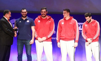Κορυφαία στην Ελλάδα η ομαδάρα πόλο του Θρύλου!