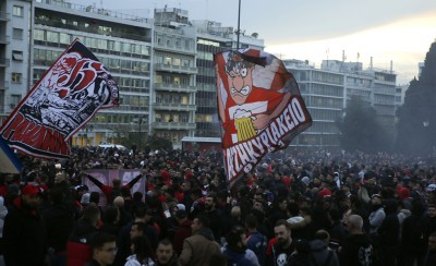 Η μεγαλειώδης κοινή πορεία στην «ερυθρόλευκη» Αθήνα