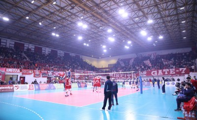 «Φεύγουν» τα εισιτήρια με Μόντενα