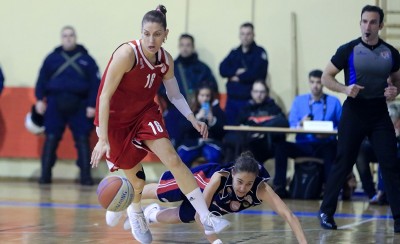 Τρομερό buzzer beater από Σπυριδοπούλου (video)