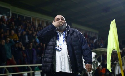 Τους «γλεντάει» κανονικά ο Καραπαπάς! (photo)