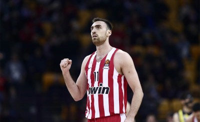 Νωρίτερα ο Μιλουτίνοφ!