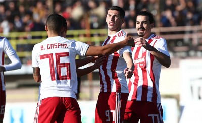 Βγάζει την υποχρέωση πριν την τριάδα-«φωτιά»