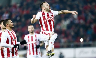 «Κεντάει» ο μαέστρος!